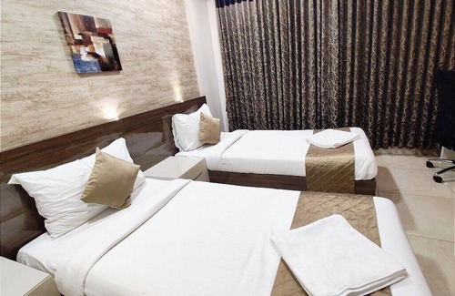 Town Hall Hotel | Neermala Residency