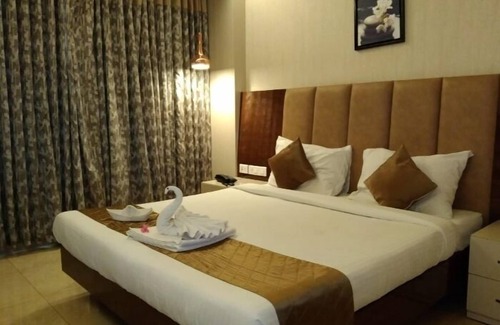 Town Hall Hotel | Neermala Residency