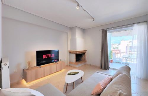 Marousi Apartment | Nefelis by Verde Apartments