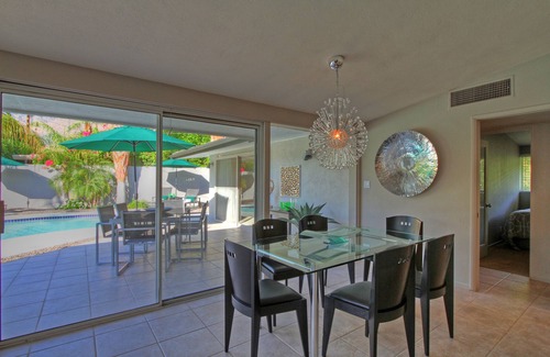 Deepwell Estates House | Neighborhood to the stars: Deepwell Estates Exquisite Mid-century JeweL