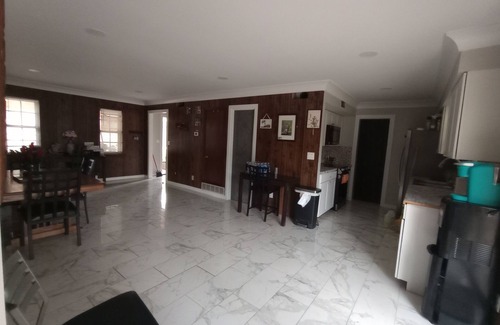 Twelve Oaks House | Nelly house