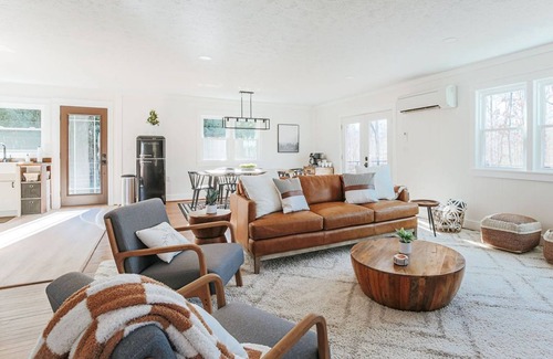 Nellysford Cabin | Nelson Cozy Cabin: Mountain Getaway 20 mins to WTG