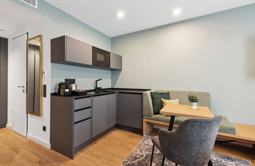 Schwanthalerhohe Apartment | Nena Apartments München City
