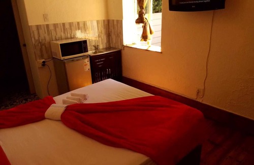 Eikenbosch Bed & Breakfast | Neo & ruks guest house Boston