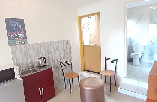 Parow Bed & Breakfast | Neo & Ruks Guest House Parow