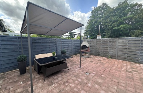 Kropeliner-Tor-Vorstadt Apartment | “Neptun Apartment” in Rostock is ideal for fitters