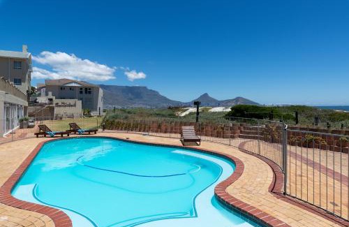 Lagoon Beach Apartment | Neptune Isle 9 by Host Agents