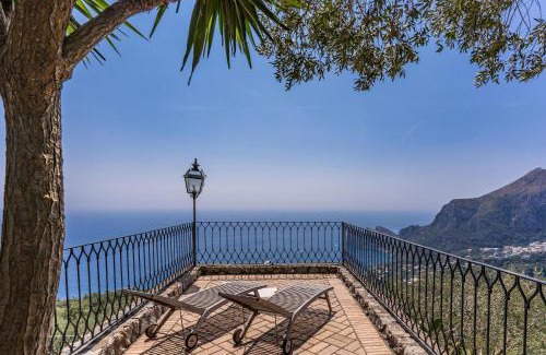 Massa Lubrense Apartment | Neranya Resort - Positano Apartment by Feeling Italy