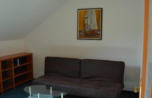 Juh House | Nerudova SIX