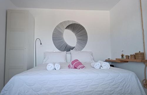 Parasporos House | Nesaea seafront house