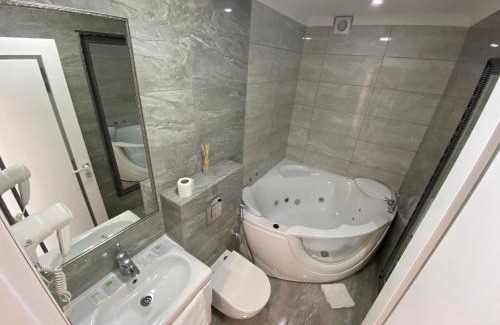Volyn Oblast Hotel | NESS готельно-ресторанний комплекс