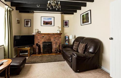 Hawsker House | Ness Cottage
