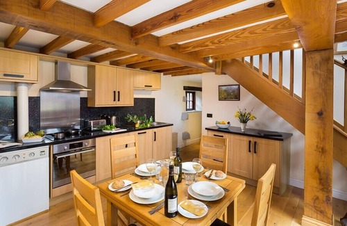 Keswick Cottage | NEST BARN, pet friendly, with a garden in Keswick