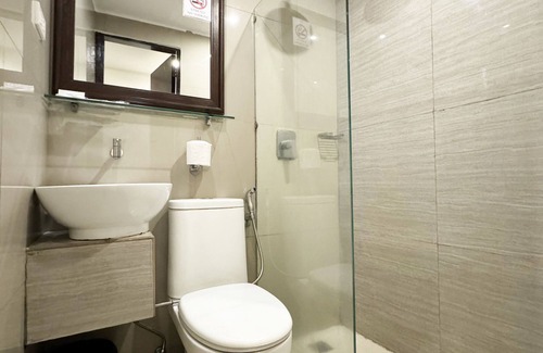 Guadalupe Nuevo Hotel | NEST FORT BGC