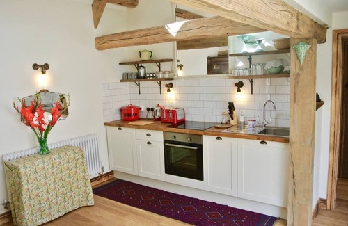 Picklescott House | Nest Holiday Hideaway Dove Barn Amazing location!