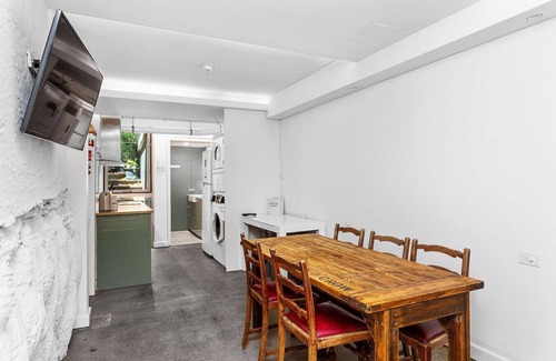 Perth Hotel | Nest on Newcastle – N1