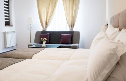 Drobeta-Turnu Severin Hotel | Nest