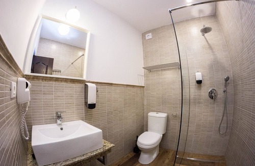 Drobeta-Turnu Severin Hotel | Nest