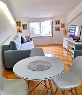 City Center Apartment | Nest