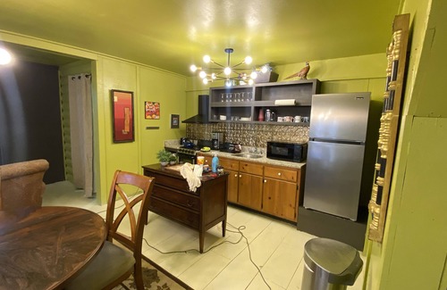 Ellijay Cottage | Nested - Studio B nBlue Cactus Cottages Ellijay Ga nClose to wineries