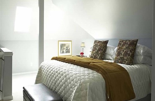 Chatham-Arch Bed & Breakfast | Nestle Inn