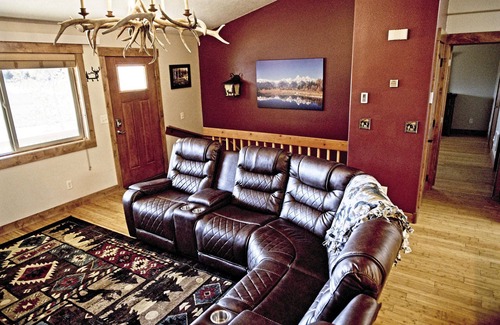 Star Valley Ranch House | Nestled in the Heart of Star Valley Ranch