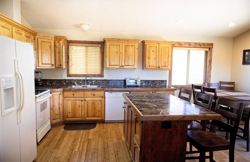 Star Valley Ranch House | Nestled in the Heart of Star Valley Ranch