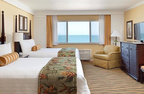 St. Pete Beach Resort | Nestled in the TradeWinds Island Grand Resort - St. Pete's Beach.
