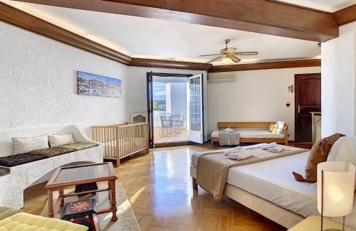 Nice City Centre Apartment | Nestor&Jeeves - BEACH COTTAGE TERRACE - Central - Very close sea - Top floor
