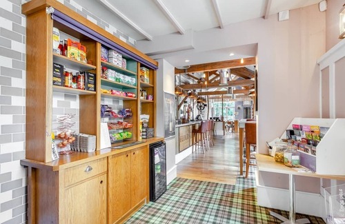 Newton St Loe Ski Chalet | Netherfield Watersedge Lodge
