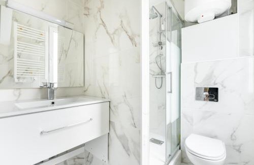 Combat Apartment | Nets Inn Apartments - La Villette
