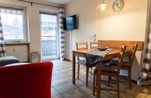 Weissenstadt Apartment | NEU! Reiterhof Finkenmühle Fewo Wicky mit Balkon