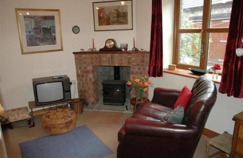Llanwrtyd Wells Hotel | Neuadd Arms Hotel