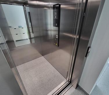Alsdorf Apartment | Neubau Apartment mit Küche, Netflix in der Nähe von Aachen