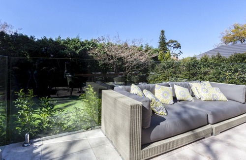 Neutral Bay House | NEUTRAL BAY MANOR (631AH) - Historic Victorian Manor with Pool City Views