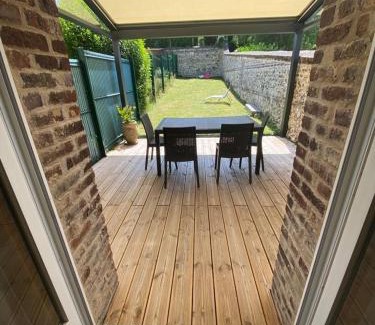 Dieppe House | Neuville secrete
