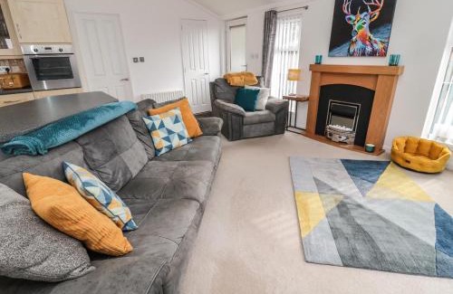 Swarland House | Nevaeh Lodge