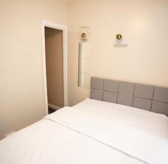 Coventry House | Never Give-Up Academy Stay - Where Comfort Meets Care