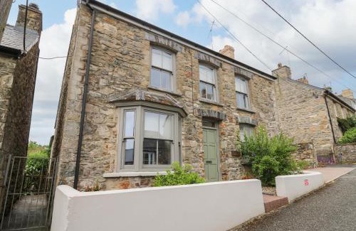 Newport House | Nevern House