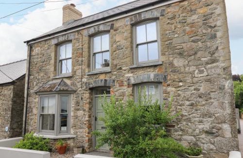 Newport House | Nevern House
