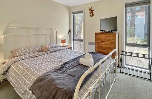 Sawmill Settlement House | Nevichella