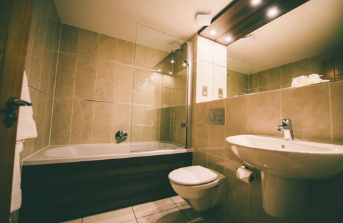 Fort William Hotel | Nevis Bank Inn