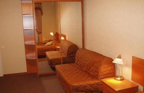 District No. 78 House | Nevsky Guest House