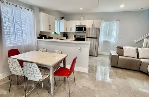 Allapattah Apartment | NEW 1 Beautiful & Modern 3 BD/2.5 Bath Apartment