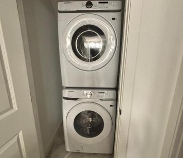 Calgary Apartment | New 1-bedroom basement apartment