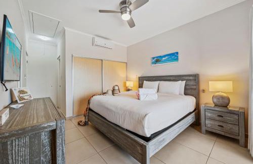 Gold Coast Apartment | New 1 Min To Beach, Resort Style Amenities, Bbq