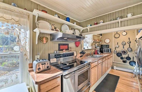 Olmstedville House | NEW! 10 Mi to Gore Mountain: Home in Adirondack Park