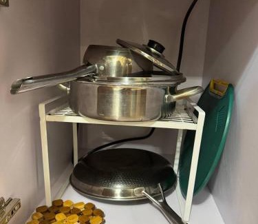 Pasay Apartment | New 1BR Condo in Pasay with Fast WiFi, Netflix, Free Pool and WFH ready Near SM Mall of Asia,NAIA and OKADA