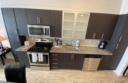 Radnor - Fort Myer Heights Apartment | NEW 1BR in the VA/DC area 1-parking in the garage at the property included!