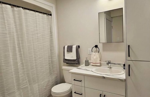 Fredericton Apartment | New 2 bed 2 bath + balc apt